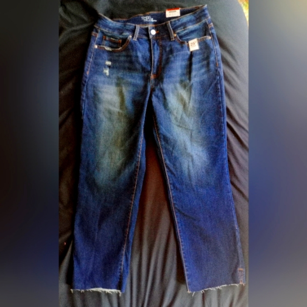 Women's Time and True Size 10 Capri Jeans New with Tags